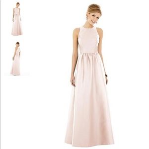 Alfred Sung D707 - Sleeveless Keyhole Back